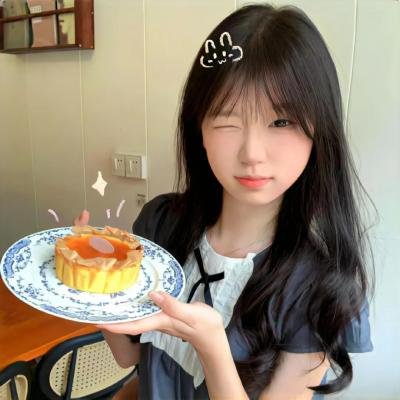 偷偷接吻